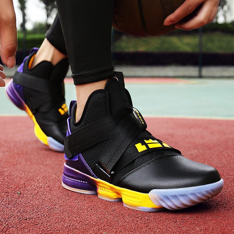 High-Top Performance Sneakers - Athletic Design Forge Maison